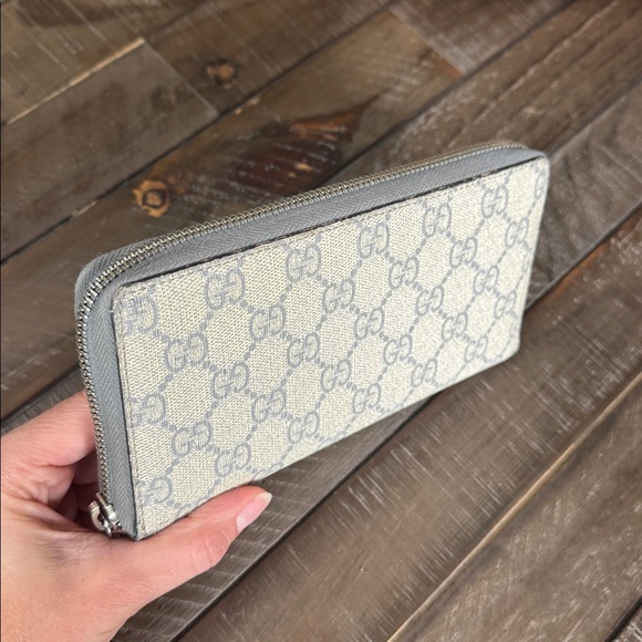 Gucci Marmont GG Zip Around Logo Wallet - Picture 5 of 11